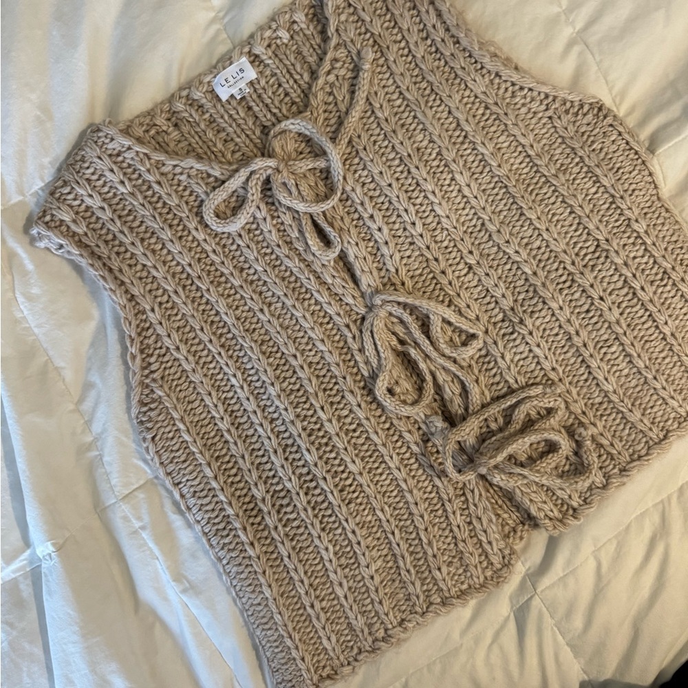 Le Lis Super Soft Tie Sweater Top